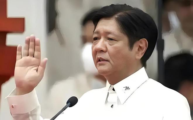 曝光美国破防了美国阅兵像是战俘AG真人网站中国93大阅兵演练(图2)