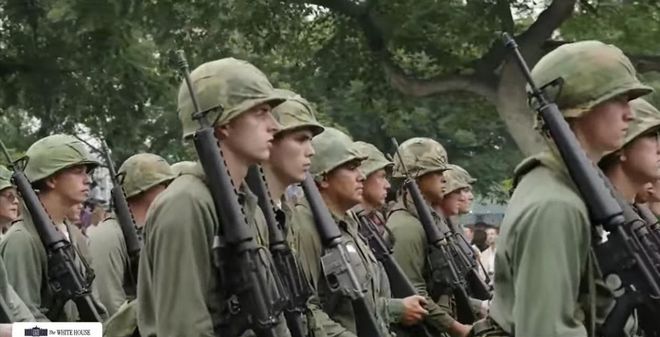 曝光美国破防了美国阅兵像是战俘AG真人网站中国93大阅兵演练(图7)